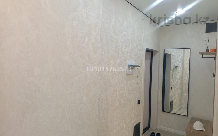 1-комнатная квартира · 38 м² · 6/9 этаж, Толеметова 106/3 за 150 000 ₸ в Шымкенте, Абайский р-н — фото 2