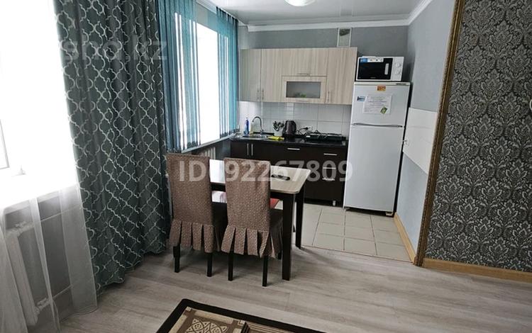 2-бөлмелі пәтер · 45 м² · 1/5 қабат, Кабанбай батыра 105 — Казахстан, бағасы: 17 млн ₸ в Усть-Каменогорске — фото 2