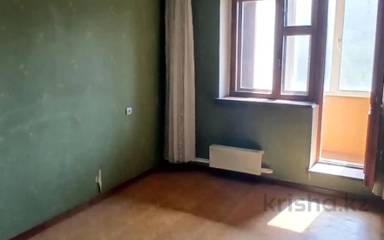 3-комнатная квартира · 70 м² · 5/9 этаж, мкр Жетысу-3 за 49 млн ₸ в Алматы, Ауэзовский р-н — фото 2