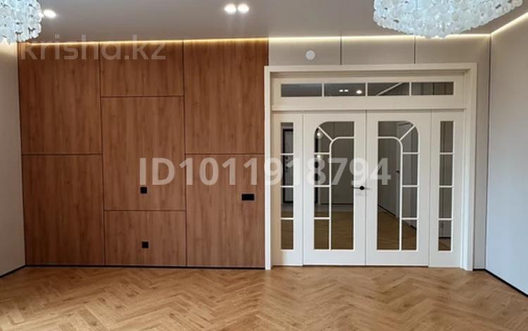 3-бөлмелі пәтер · 129.2 м² · 9/10 қабат, мкр. Алтын орда 5Е, бағасы: 47.5 млн 〒 в Актобе — фото 2