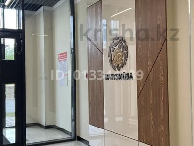2-бөлмелі пәтер · 75 м² · 3/9 қабат, Нұрсая ш/а., Абылхайыр хана 63, бағасы: 45.5 млн ₸ в Атырау, мкр Нурсая