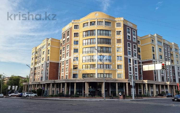 3-комнатная квартира · 136 м² · 9/9 этаж, Кабанбай батыра 51 — Кабанбай батыра уг Калдаякова за 142 млн ₸ в Алматы, Медеуский р-н — фото 2