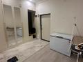 3-комнатная квартира · 105 м² · 8/8 этаж, 19-й мкр 43 за 38 млн ₸ в Актау — фото 4