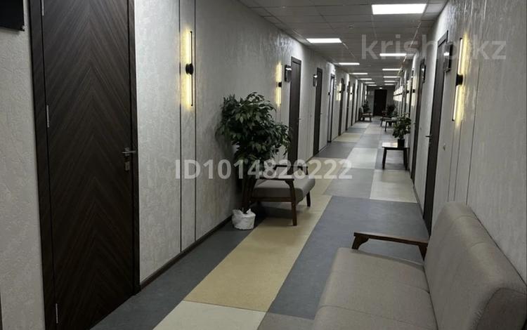 Офисы · 15 м² за 40 000 ₸ в Караганде, Казыбек би р-н — фото 2