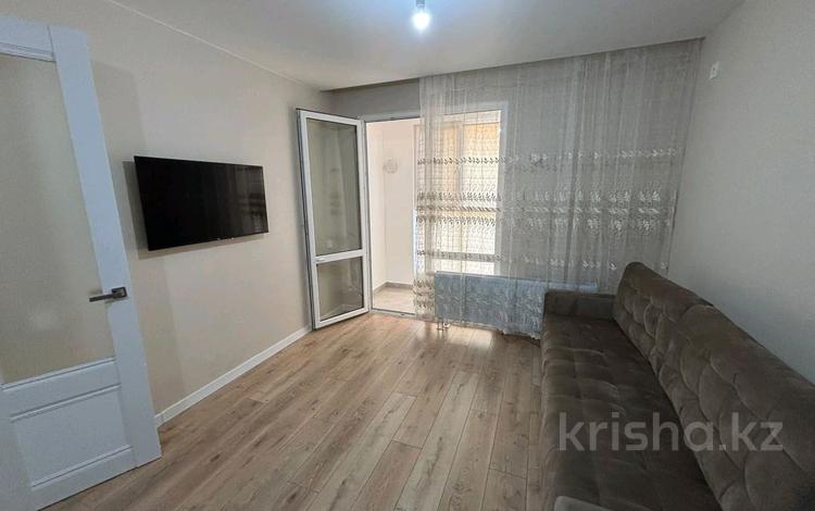 1-комнатная квартира · 45 м² · 3/12 этаж, Е 103 56 за 180 000 ₸ в Астане, Есильский р-н — фото 3