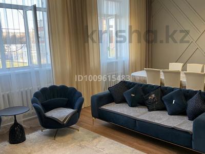 7-комнатная квартира · 307 м² · 1/2 этаж, Иса Байзакова 149 за 100 млн 〒 в Павлодаре