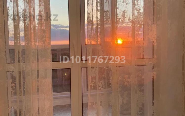 1 комната · 40 м² · 8/12 этаж, Чингиз Айтматов 60 за 90 000 ₸ в Астане, Нура р-н — фото 2