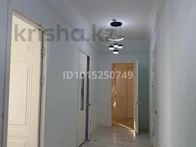 2-комнатная квартира · 68 м² · 4/16 этаж, мкр Акжайык, Сырым Батыра 2 за 230 000 ₸ в Шымкенте, Абайский р-н