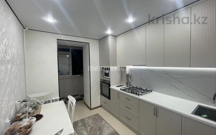 3-комнатная квартира · 65 м² · 3/6 этаж, Старый город 37 — Ул Ы.Алтынсарина-37 за 22 млн ₸ в Актобе — фото 17
