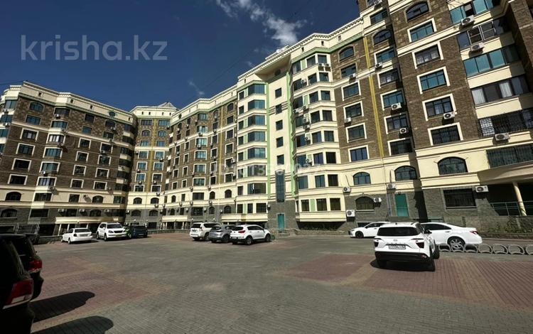 2-бөлмелі пәтер · 115 м² · 6/9 қабат, мкр Самал-1, Мендикулова 105, бағасы: 800 000 ₸ в Алматы, Медеуский р-н — фото 2