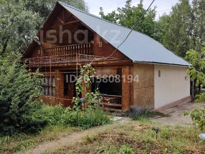 Отдельный дом · 3 комнаты · 150 м² · 8 сот., мкр Алатау (ИЯФ) за 42 млн ₸ в Алматы, Медеуский р-н