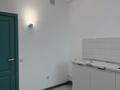 2-бөлмелі пәтер · 80 м² · 9/9 қабат, Валиханова — Уалиханова-Махамбета, бағасы: 38 млн ₸ в Атырау — фото 20