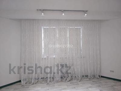 2-бөлмелі пәтер · 80 м² · 9/9 қабат, Валиханова — Уалиханова-Махамбета, бағасы: 38 млн ₸ в Атырау