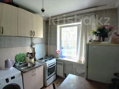 3-бөлмелі пәтер · 57.5 м² · 1/5 қабат, Жаңа қала ш/а., Абдирова 30/1, бағасы: 18 млн ₸ в Караганде, Казыбек би р-н