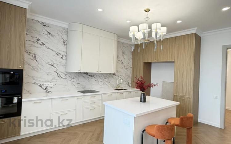 4-комнатная квартира · 150 м² · 14/15 этаж, Аль-Фараби 41 за 230 млн ₸ в Алматы, Бостандыкский р-н — фото 2