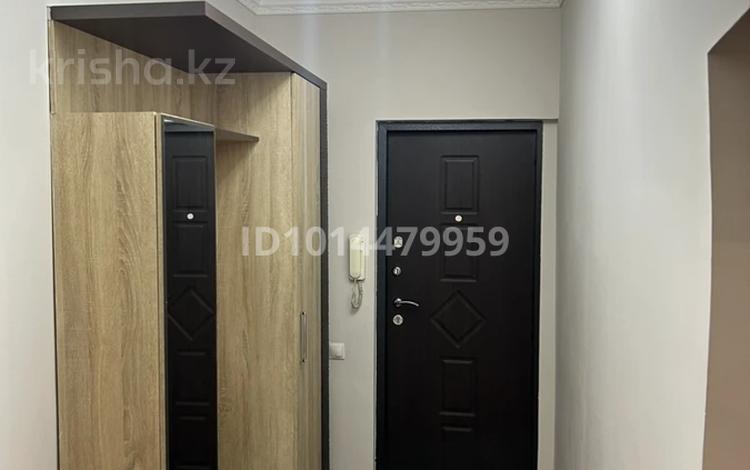 2-комнатная квартира · 60 м² · 4/9 этаж, Розыбакиева 275 за 370 000 ₸ в Алматы, Бостандыкский р-н — фото 2