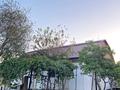 Отдельный дом · 4 комнаты · 170 м² · 7 сот., Жалын 276 — ҮЙ САТЫЛАДЫ! Мектеп пен балабақша үйге жақын, жаяу баруға ыңғайлы. ️ Көшесі асфальтталған, жолы жақсы. Таза, тыныш аудан, көршілері жақсы. Үйде 4 бөлме бар. Жері — 7 сотық. Ауласында жеміс ағаштары бар: алмұрт, өрік және басқа да ағаштар өсіп тұр. Огородқа да жеткілікті жері бар. Тұруға өте жайлы, ауасы таза, тыныш әрі жайлы жер іздегендерге таптырмас нұсқа! Толық ақпарат үшін хабарласыңыздар. за 15 млн ₸ в Атамекене — фото 2