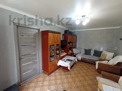 2-комнатная квартира · 44.1 м² · 3/5 этаж, мкр Новый Город, Ерубаева — Нуркена Абдирова, 1000 мелочей, ТЦ Абзал за 18 млн ₸ в Караганде, Казыбек би р-н