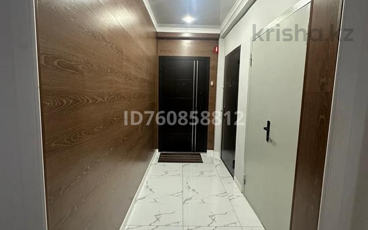 3-комнатная квартира · 88.5 м² · 7/9 этаж, мкр Береке 37 за 40 млн 〒 в Атырау — фото 2