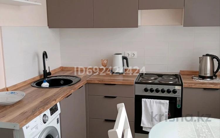 1-комнатная квартира · 33 м² · 6/9 этаж, Рыскулбекова 29А — Шакарима Кудайбердыулы за 200 000 ₸ в Астане, Алматы р-н — фото 2