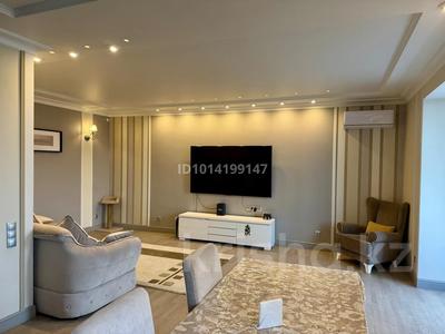 5-комнатная квартира · 176 м² · 5/6 этаж, Майкудук, Мкр Голубые пруды 5/4 за 155 млн ₸ в Караганде, Алихана Бокейханова р-н