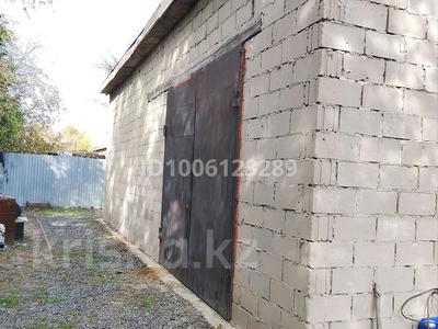 Продажа домов и дачи в Павлодарской обл.: Дача · 3 комнаты · 120 м² · 8 сот., Семипалатенская Аллея Яблонька 68 — Недоезжая Кенжеколя вдоль трассы за 8.9 млн 〒 Дача · 3 комнаты · 120 м² · 8 сот., Семипалатенская Аллея Яблонька 68 — Недоезжая Кенжеколя вдоль трассы за 8.9 млн 〒 в Павлодаре