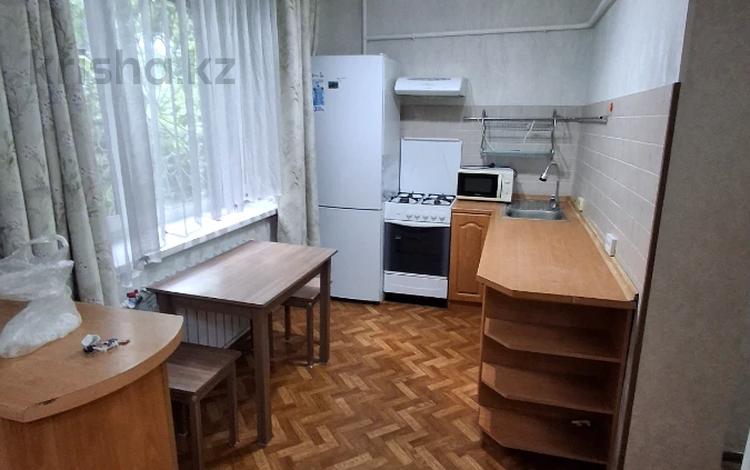 1-бөлмелі пәтер · 34 м² · 1/5 қабат, Калдаякова 59 — Карасай батыра, бағасы: 240 000 ₸ в Алматы, Медеуский р-н — фото 2