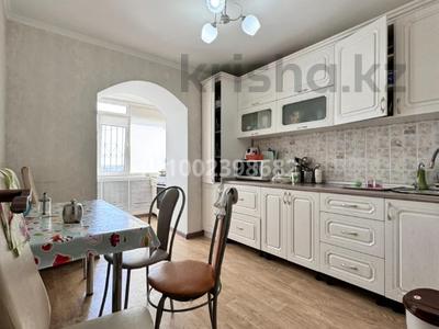 4-комнатная квартира · 86 м² · 6/6 этаж, Макаренко 1 за 20 млн 〒 в Актобе