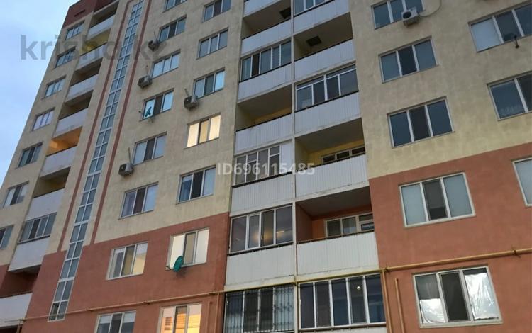 2-бөлмелі пәтер, 70 м², 6 қабат, Қаршымбай Ахмедияров 23, бағасы: 24 млн 〒 в Балыкшы — фото 11