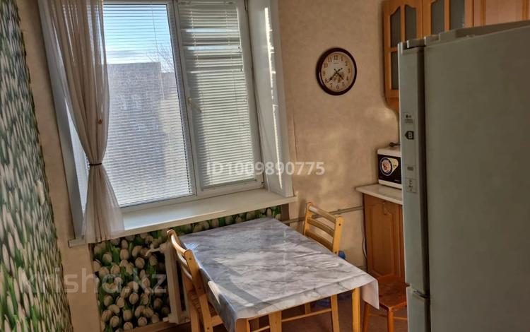 2-бөлмелі пәтер · 58 м² · 3/5 қабат, Уалиханова 4 — Абая, бағасы: 200 000 ₸ в Балхаше — фото 2