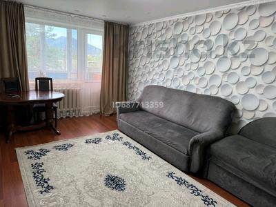 2-комнатная квартира · 50 м² · 2/5 этаж, ул. Киснеревых 2А — Недалеко от рынка за 13 000 〒 в Бурабае