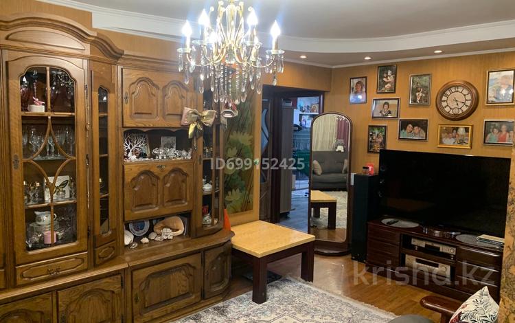 3-комнатная квартира · 65 м² · 5/5 этаж, мкр Айнабулак-3 93 за 35 млн ₸ в Алматы, Жетысуский р-н — фото 4