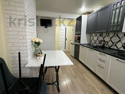 3-комнатная квартира · 65 м² · 9/12 этаж, Абая 196/1 — Универмаг, ЦЕНТР,Командировачные документы за 25 000 〒 в Уральске