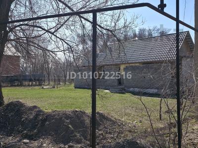 Жеке үй · 3 бөлме · 30 м² · 6 жүзд., Байтерек 179 — Вдоль дороги, бағасы: 11 млн ₸ в 