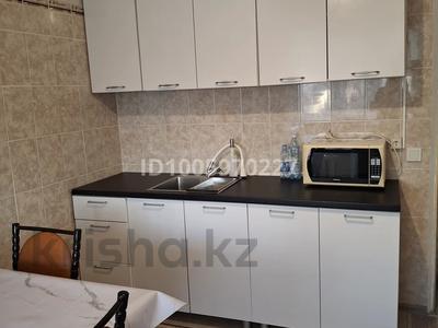 3-комнатная квартира · 70 м² · 3/5 этаж, мкр Центральный, Каженбаева 3 — ул. Махамбета, остановка Чехова за 200 000 〒 в Атырау