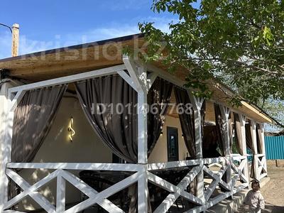 Дом · 3 комнаты · 100 м², Геофизическая 17/3 — Желтоксан/геофизическая за 100 000 ₸ в Балхаше