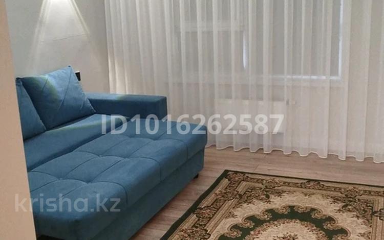 1-комнатная квартира · 40 м² · 16/22 этаж, Манглик Ел 56, 58, 60 за 280 000 ₸ в Астане, Есильский р-н — фото 2
