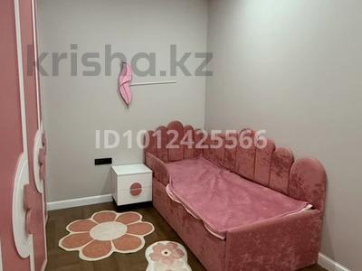 3-бөлмелі пәтер · 140 м² · 2/5 қабат, мкр Ерменсай, Ушкемпирова 42 — removals, бағасы: 145 млн ₸ в Алматы, Бостандыкский р-н