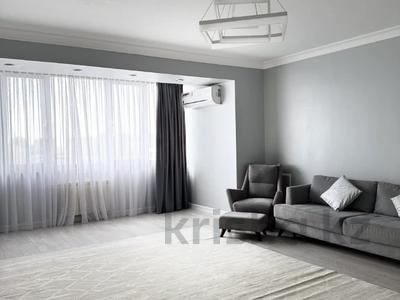 Пәтерлер в Алматы: 3-бөлмелі пәтер · 150 м² · 8/9 қабат, Самал 3 21, бағасы: 1 млн 〒 3-бөлмелі пәтер · 150 м² · 8/9 қабат, Самал 3 21, бағасы: 1 млн 〒 в Алматы, Медеуский р-н