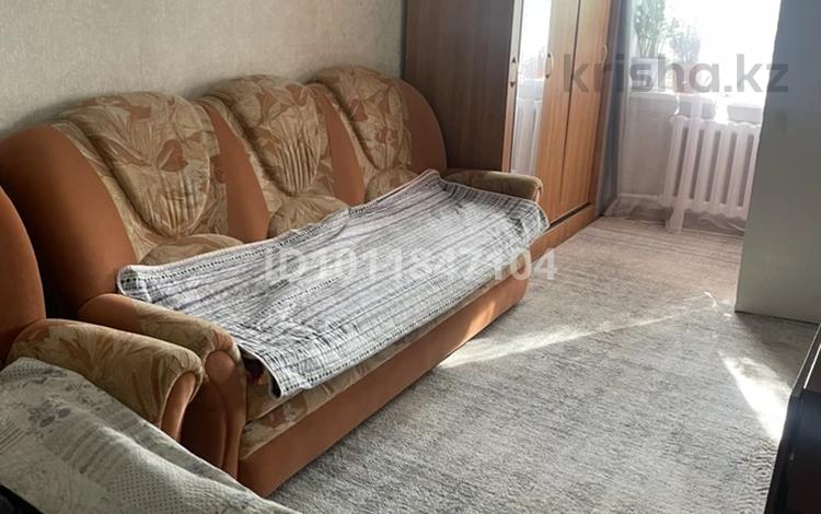 2-бөлмелі пәтер · 45.2 м² · 5/5 қабат, Майкудук, 12й микрорайон 12, бағасы: 10 млн ₸ в Караганде, Алихана Бокейханова р-н — фото 2