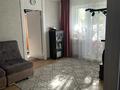 2-бөлмелі пәтер · 45.2 м² · 5/5 қабат, Майкудук, 12й микрорайон 12, бағасы: 10 млн ₸ в Караганде, Алихана Бокейханова р-н — фото 9