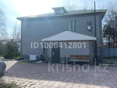 Отдельный дом · 5 комнат · 248 м² · 26 сот., Балауса 20 за 150 млн 〒 в Караой