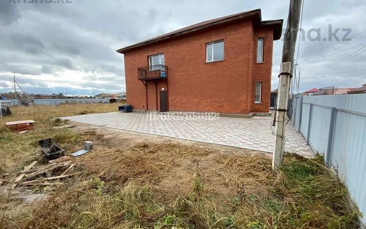 Отдельный дом · 6 комнат · 300 м² · 12 сот., Переулок Кокжиде 16 — Район гольф клуба за 145 млн ₸ в Астане, Алматы р-н — фото 2