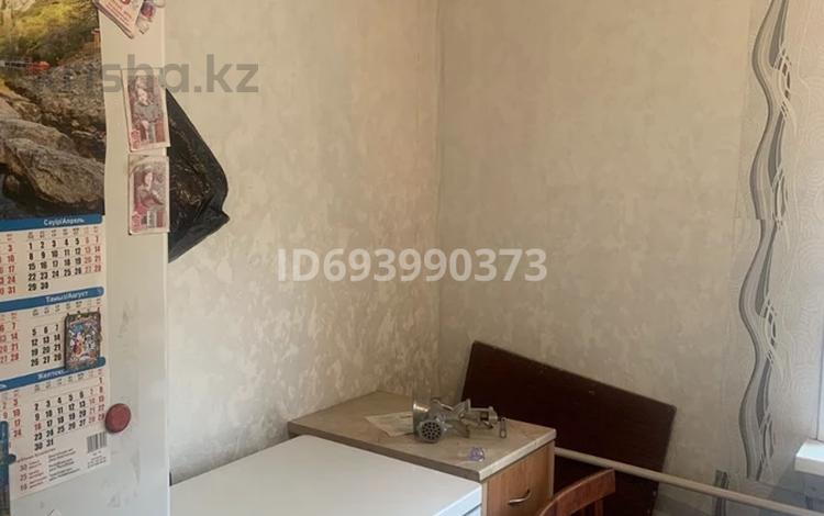 3-комнатная квартира · 60 м² · 2/2 этаж, Бородина за 16 млн ₸ в Костанае — фото 2