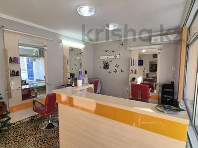 Сұлулық салондары · 100 м², бағасы: 29 млн ₸ в Караганде, Казыбек би р-н