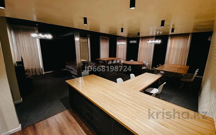 8-комнатный дом посуточно, 350 м², Массив Карасу 17А за 70 000 〒 в Таразе — фото 18