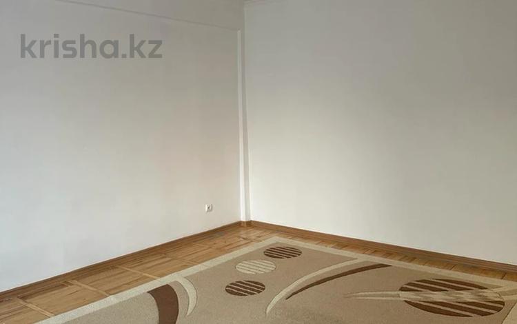 2-комнатная квартира, 54 м², 4/5 этаж, жандосова 184б