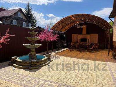 Отдельный дом · 7 комнат · 170.5 м² · 5 сот., 5я Марьяновская 52 за 150 млн 〒 в Омске