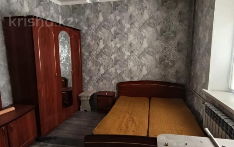 2-бөлмелі пәтер · 41 м² · 3/5 қабат, Абая 155, бағасы: 150 000 ₸ в Таразе — фото 2