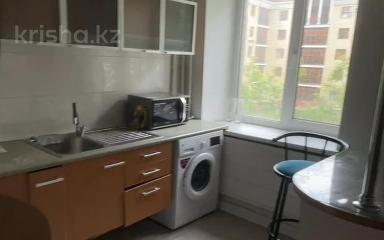 1-комнатная квартира · 40 м² · 4/5 этаж, Шашкина 30 — Аль-Фараби за 280 000 ₸ в Алматы, Бостандыкский р-н — фото 2